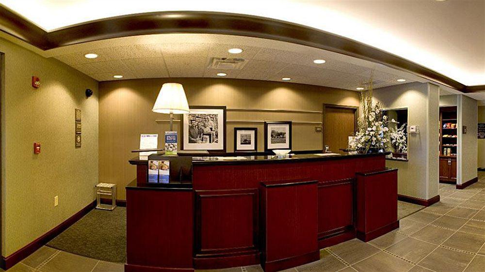 Hampton Inn Warsaw Dış mekan fotoğraf
