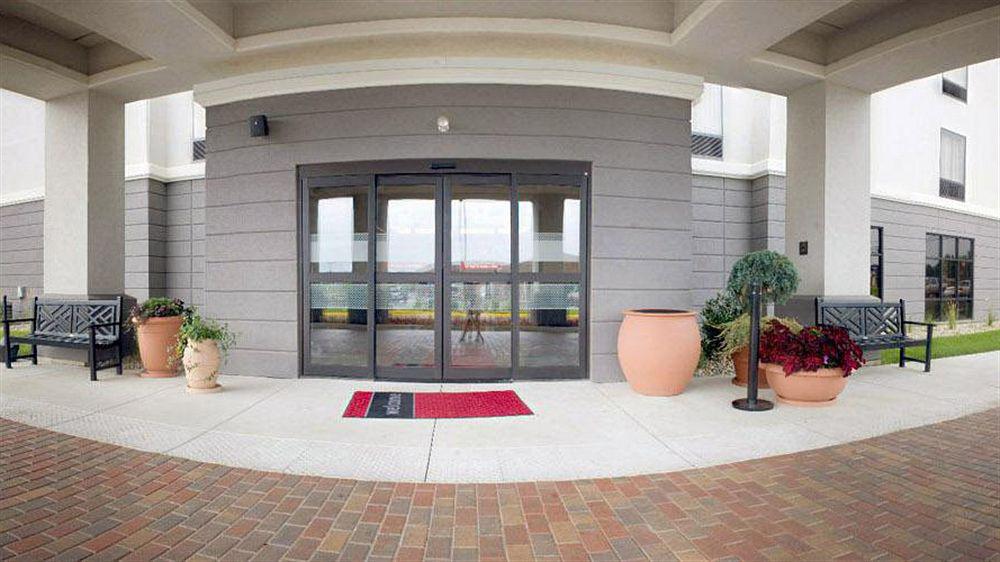 Hampton Inn Warsaw Dış mekan fotoğraf