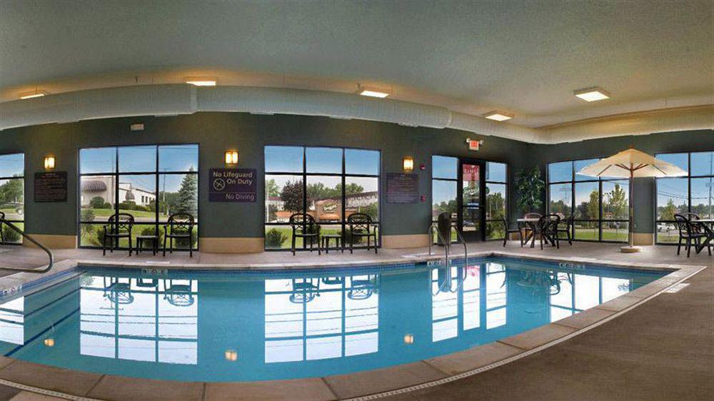 Hampton Inn Warsaw Dış mekan fotoğraf