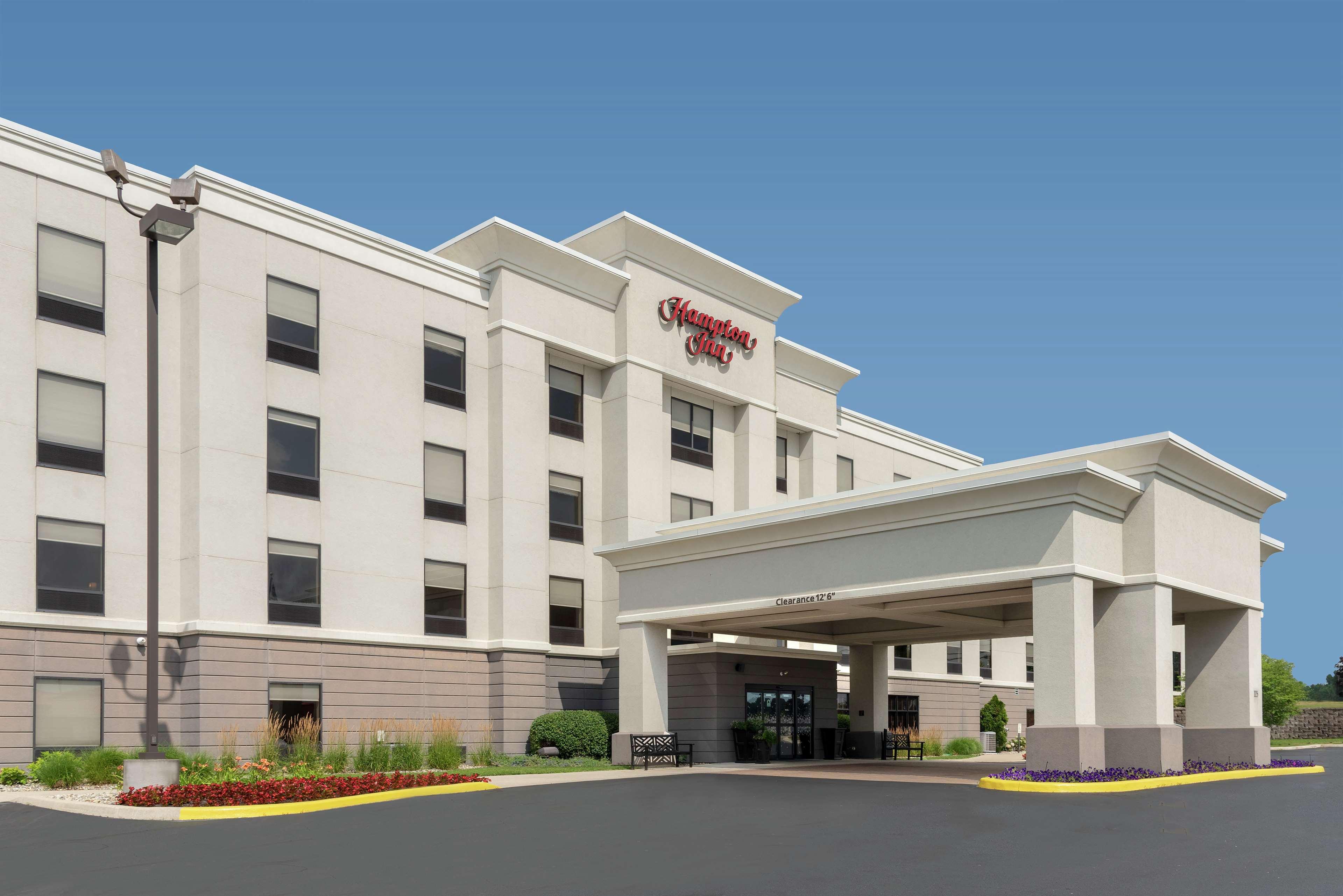 Hampton Inn Warsaw Dış mekan fotoğraf