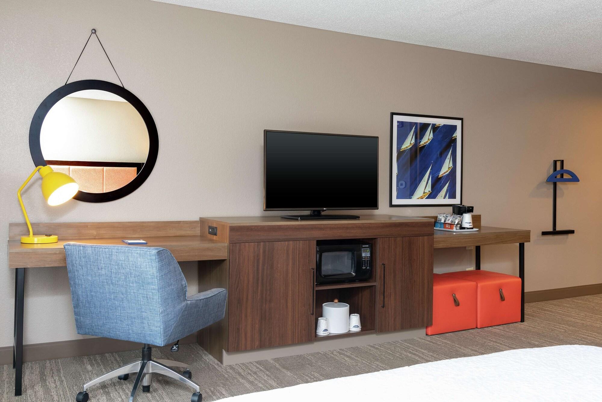 Hampton Inn Warsaw Dış mekan fotoğraf