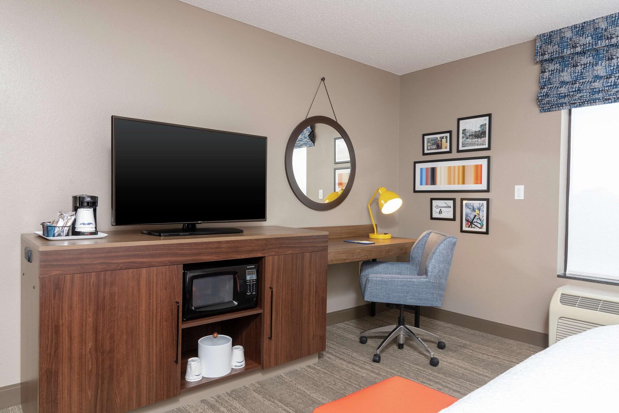 Hampton Inn Warsaw Dış mekan fotoğraf